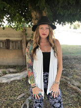 Load image into Gallery viewer, WHITE LACE VEST BY POL